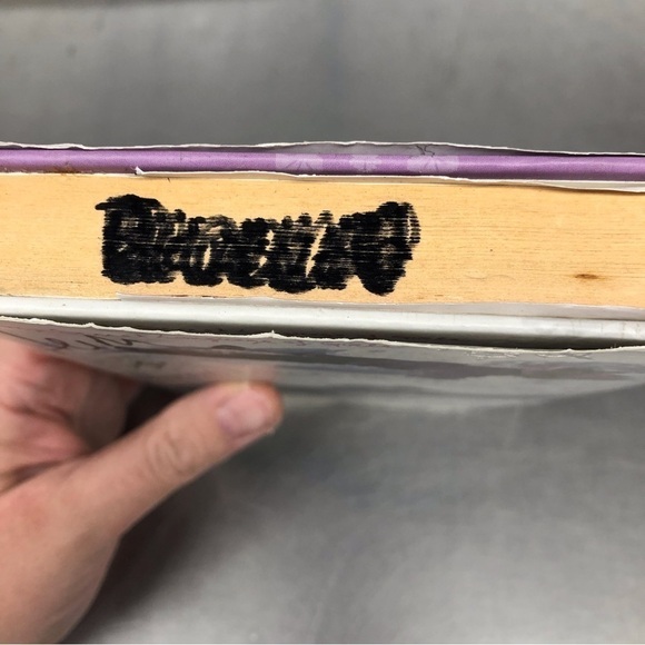 The Kind of Friends We Use to be by: Frances O'rquark Dowell, Hardback book - Picture 7 of 7